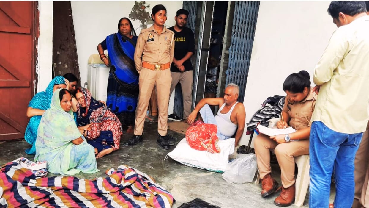 girl hanged herself using shower in mau wrote suicide letter left home two weeks ago due to love affair