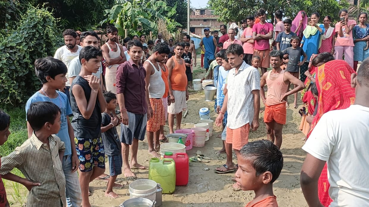 Bihar News: As water crisis deepens in Shivhar, villagers said that if tanker does not come, they will protest