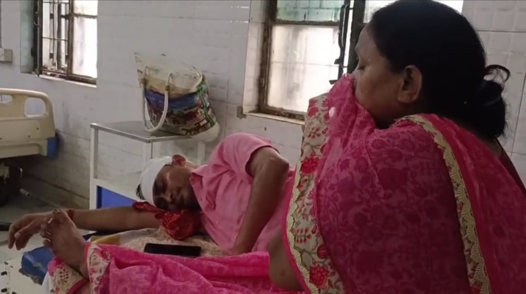 घायल पुलिसकर्मी