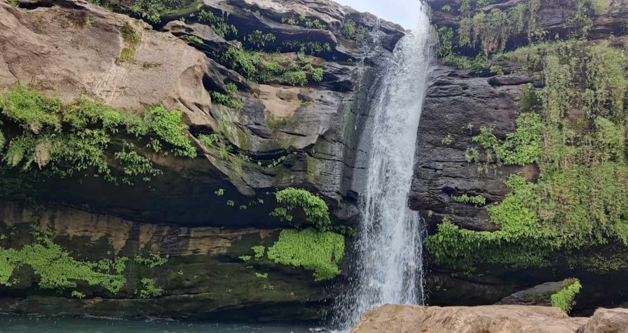 MP News Monsoon Update Vindhya Johila Jhojha and Kodar Waterfalls Emerge as Top Tourist Attractions See Photos