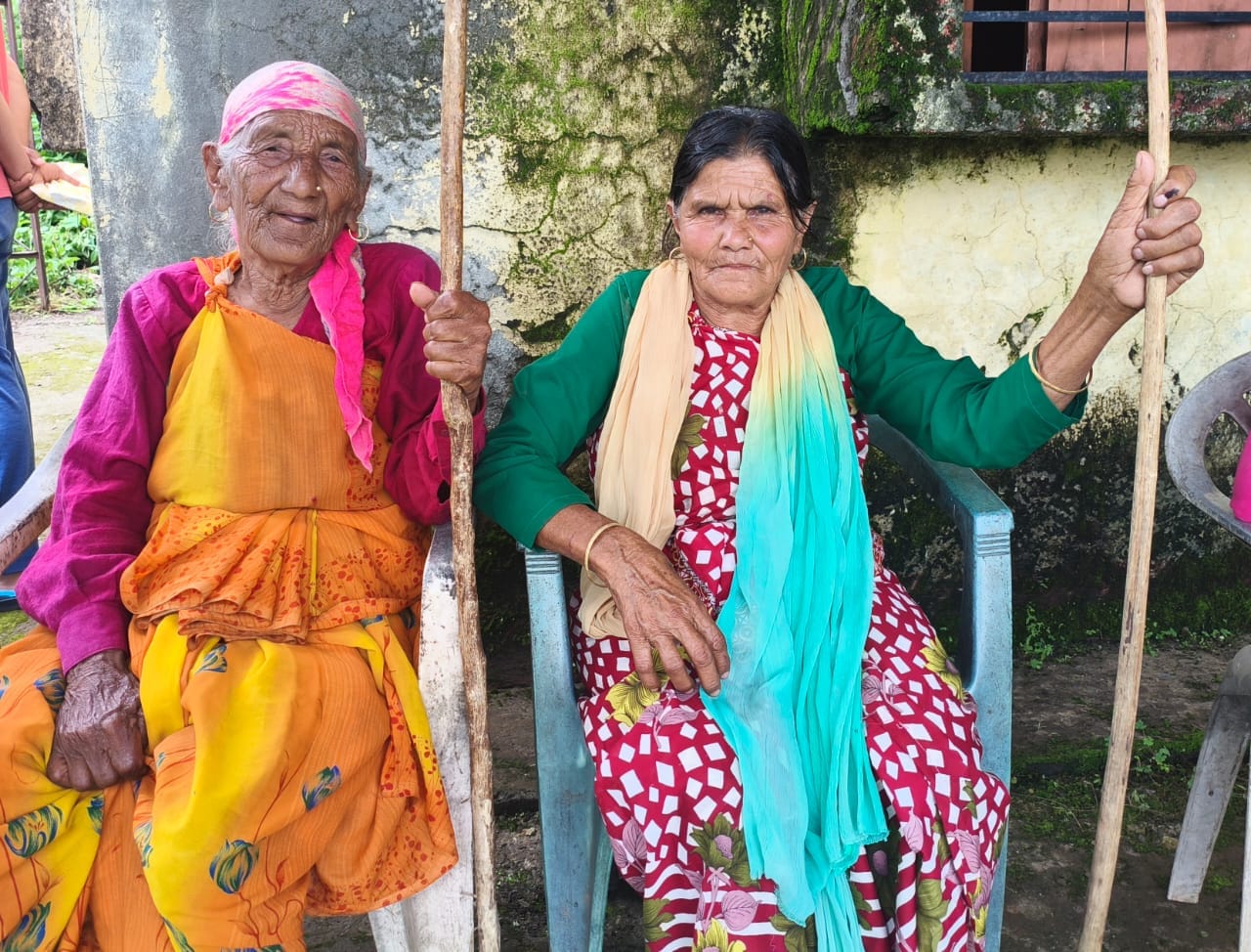 Uttarakhand Panchayat election 2025 Crowd of voters gathered enthusiasm among youth and elders Photos