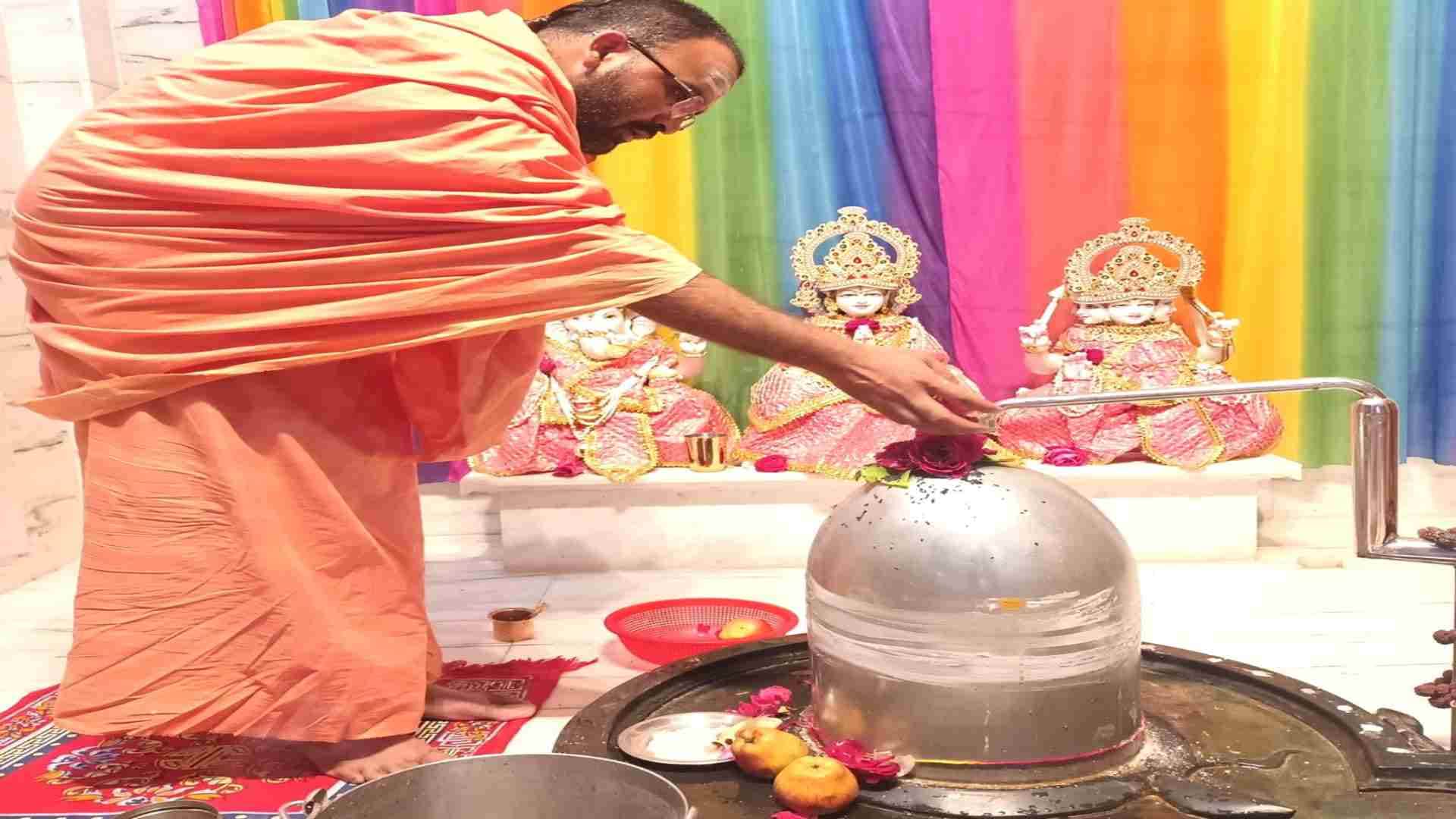 Sawan 2025: Shakkargarh's Pardeshwar Shivling made of mercury is a unique confluence of faith and science