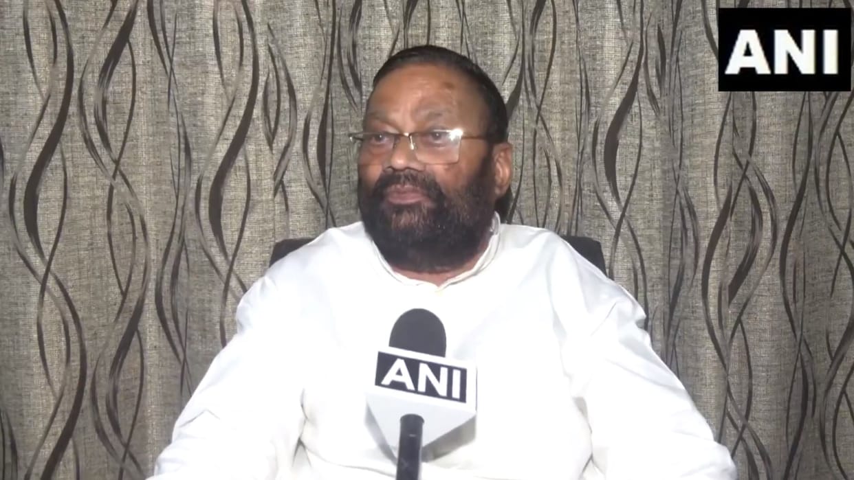 Controversy over statement on Kanwariyas: Security of Swami Prasad's house increased