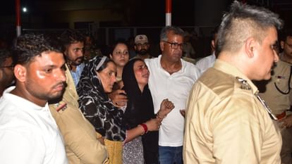 Jammu GMC hospital turned into a cantonment after the death of the youth in cross firing.