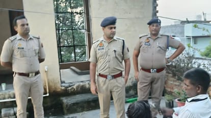 brother-in-law and sister-in-law committed suicide by hanging themselves in Bareilly