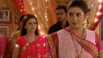 Smriti irani plays different roles in many serials including kyonki saas bhi kabhi bahu thi