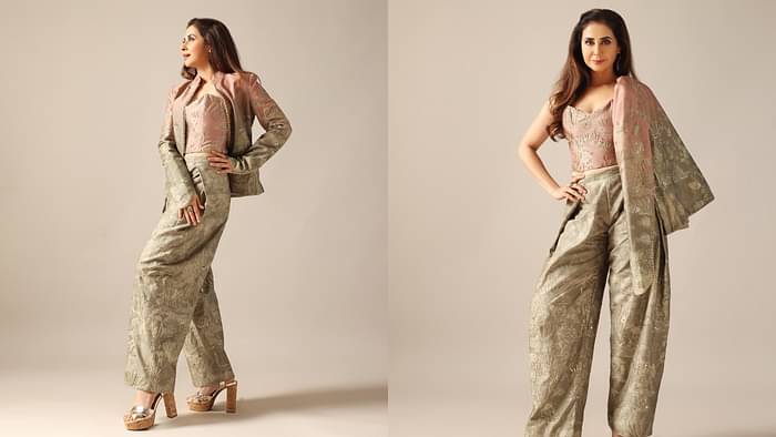 Actress Urmila Matondkar Inspired Top Five Iconic Looks