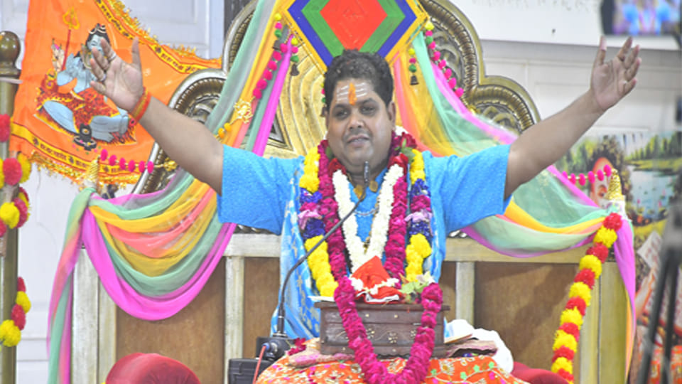 hri Shiv Mahapuran Katha: Kartikeya was born to kill Tadkasur