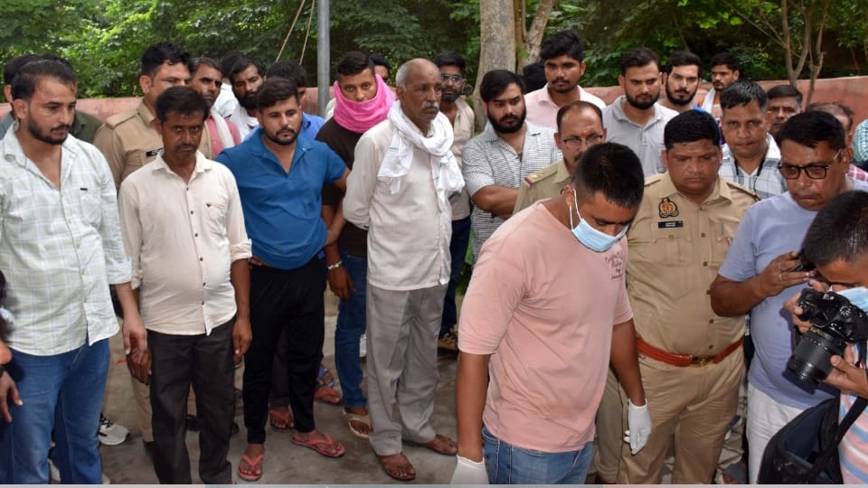 Aligarh Bjp Leader Murder Sonu Chaudhary brought a bulletproof jacket to protect himself from village rivalry