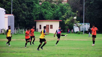 National handball player scored five goals to give VPS victory take it to second round