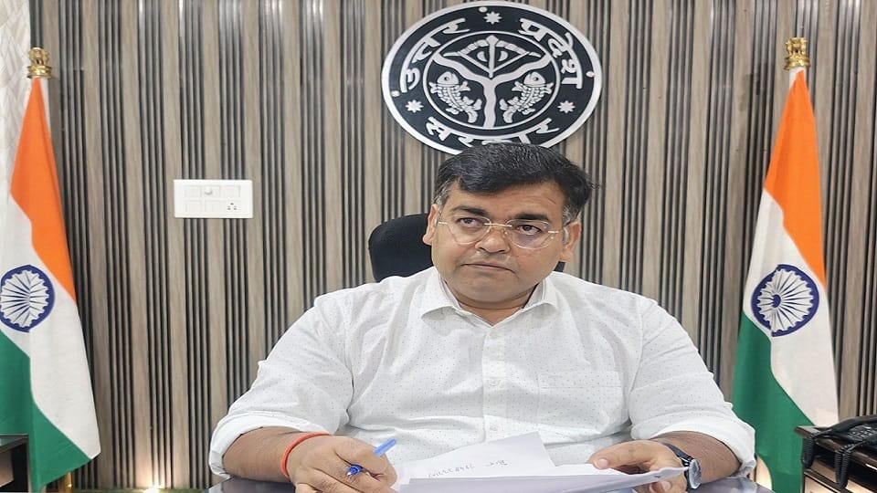 Recommendation for action against the clerk of CMO office Aligarh