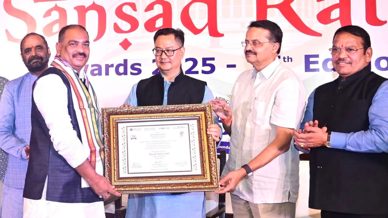 Praveen Patel was honored with the MP Ratna Award, said - this is a result of the trust and cooperation of the