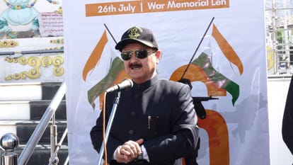 Kargil Vijay Diwas: 26th Kargil Vijay Diwas celebrated at Singay Namgyal Chowk in Leh, tribute paid to the mar