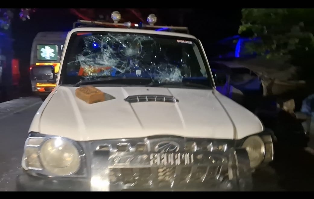 Vaishali Bihar News : attack on prohibition excise department bihar team