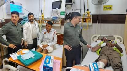 पुलिस उपायुक्त ने हादसे में घायल यातायात पुलिसकर्मियों का जाना हालचाल