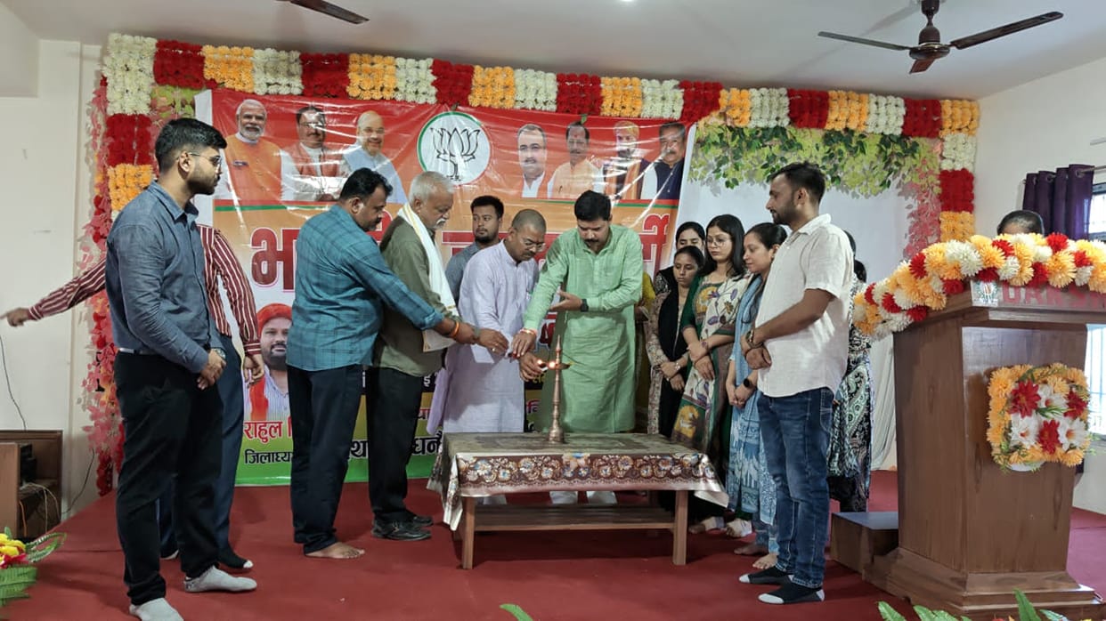 Bihar News: Martyrs were saluted on Kargil Vijay Diwas