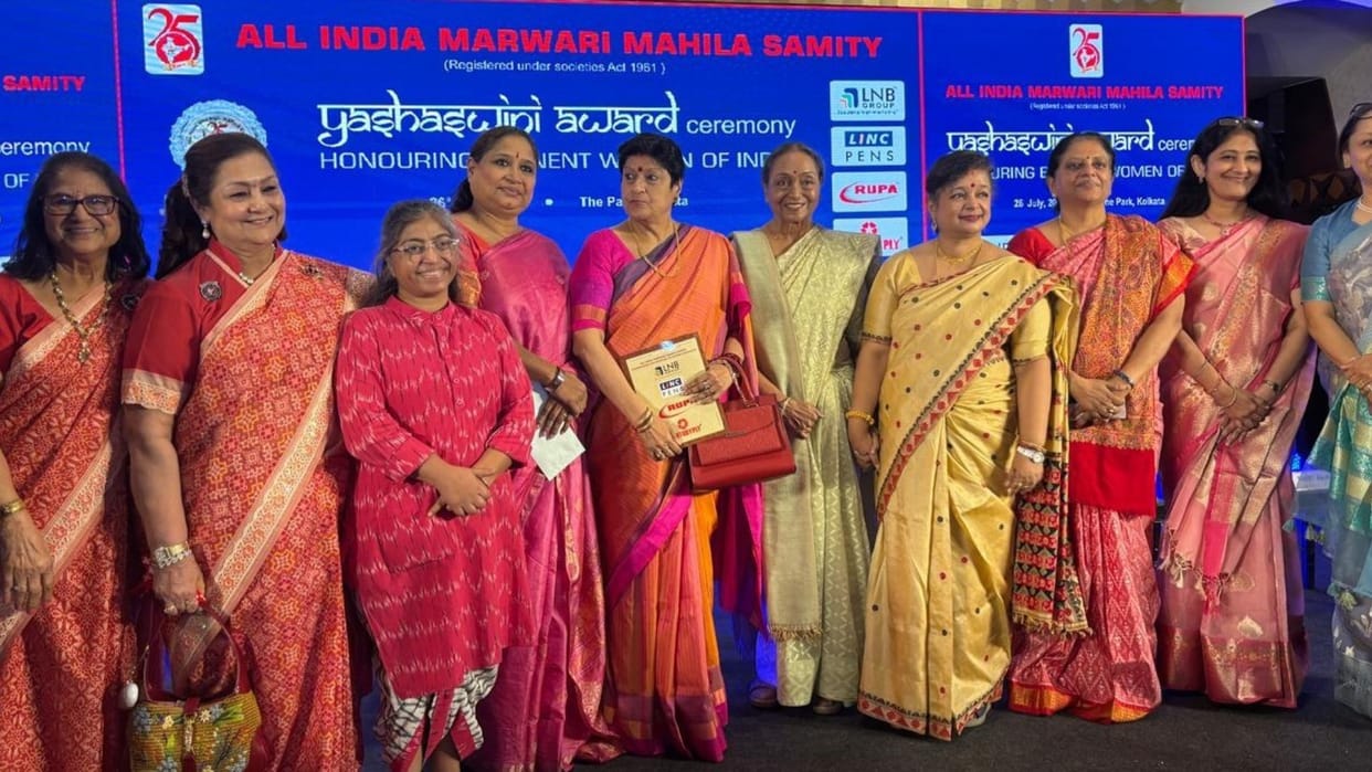 Yashaswini Samman to four women who did remarkable work in their field Dr. Thomas also honored