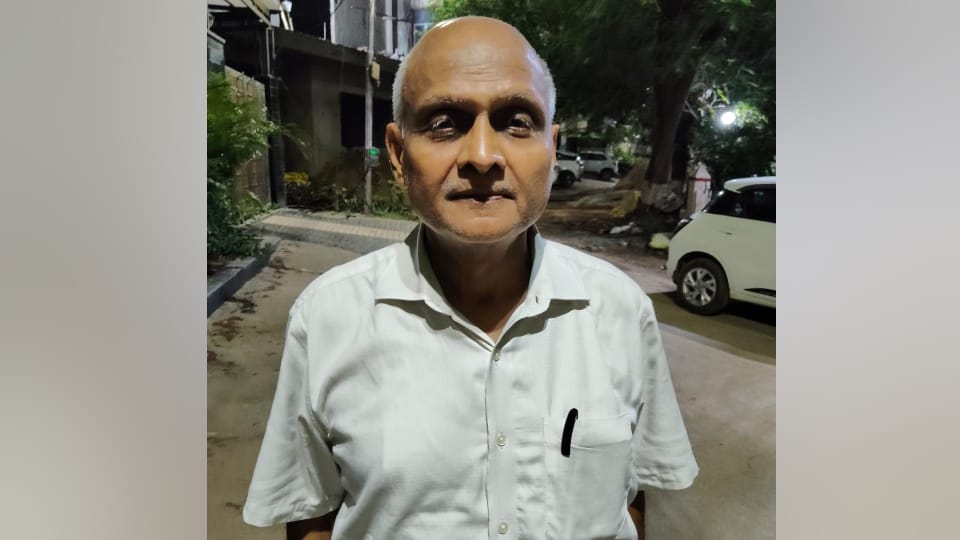 Attempt made to crush parents of director of Orbit Motors with car in Gorakhpur