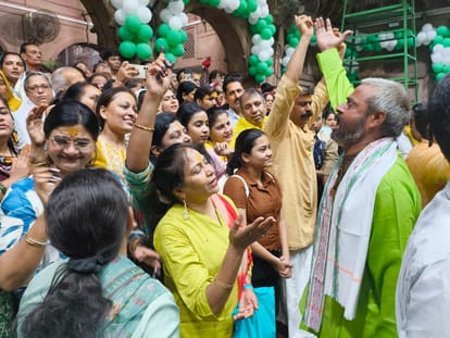 Banke Bihari gave divine darshan on Hariyali Teej