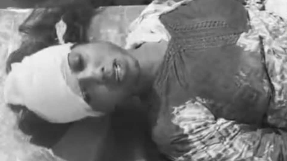 UP news BSc Student Divyanshi Dies 13 Days After Being Shot by Stalker in Mainpuri Temple