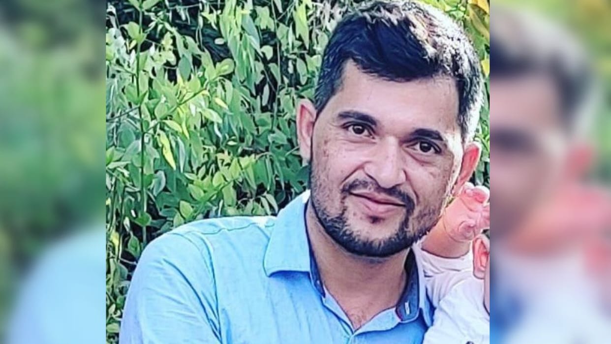 A steel businessman travelling on a bike died after his throat was slit by a Gattu door