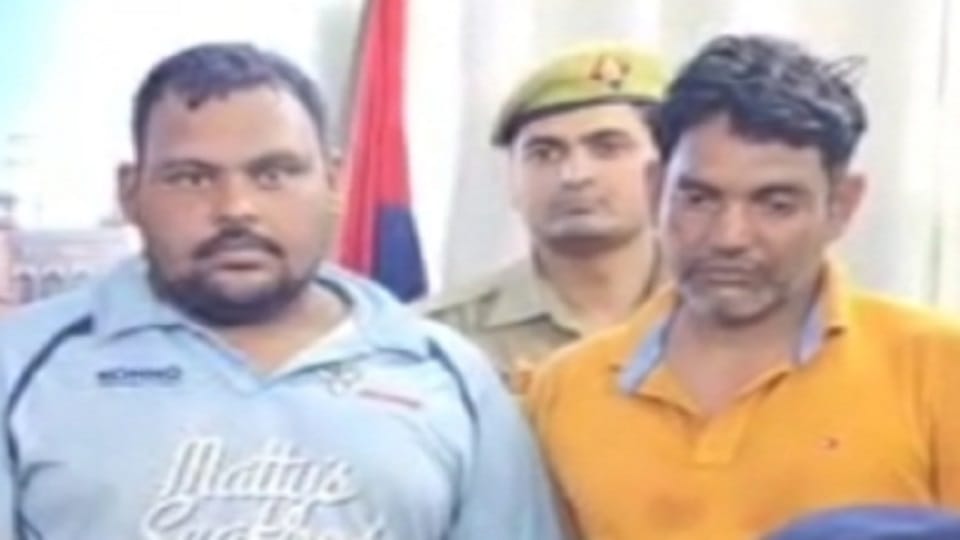 Two liquor smugglers arrested in Agra