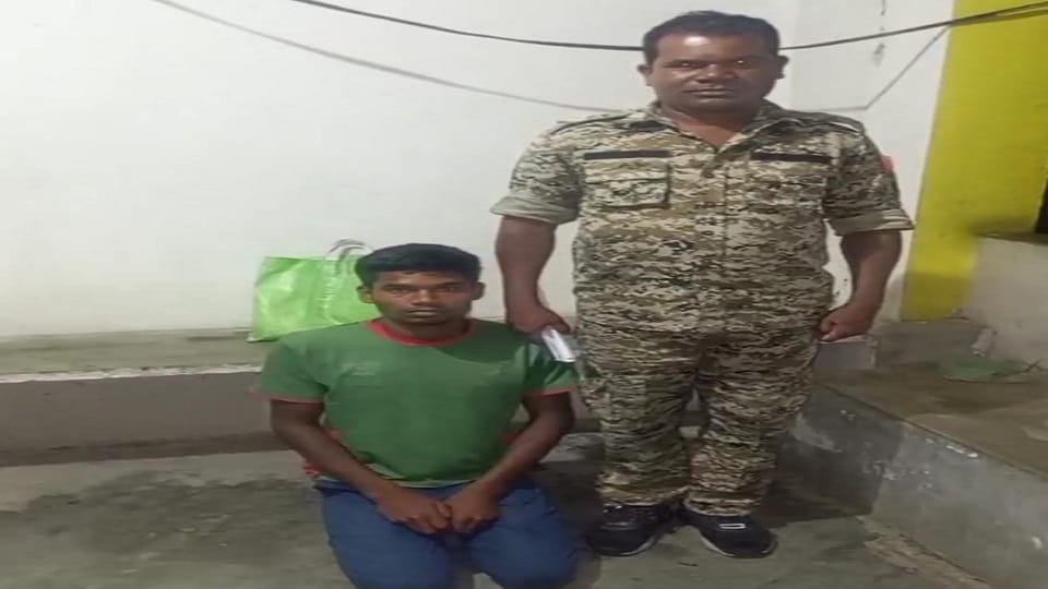 Teenage girl pretext of marriage accused arrested on victim complaint sent to jail in Raigarh