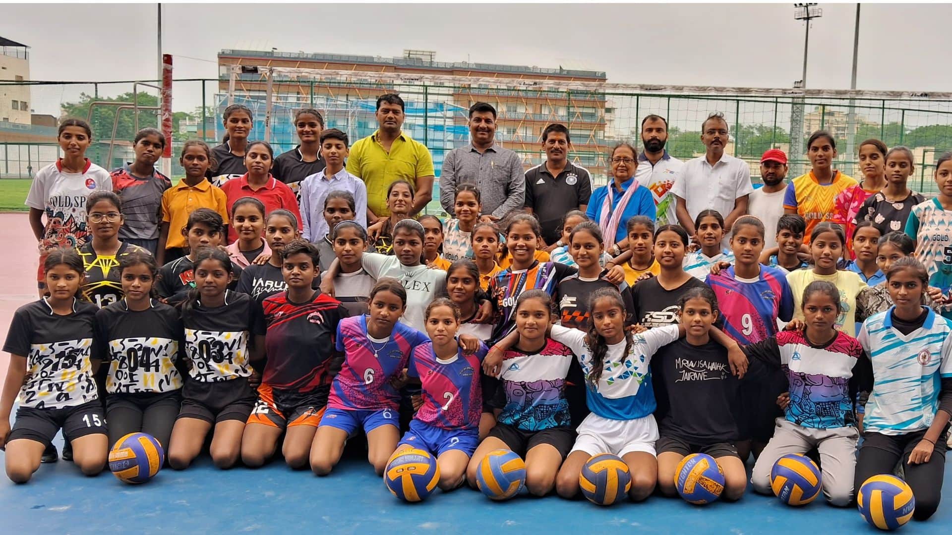 Saifai sports hostel won 17 medals on third day of swimming Varanasi ranked second with 14 medals