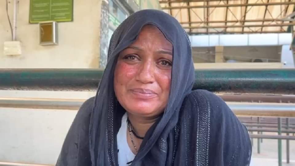 father given poisonous substance mixed in cold drink to Son and daughter all three died