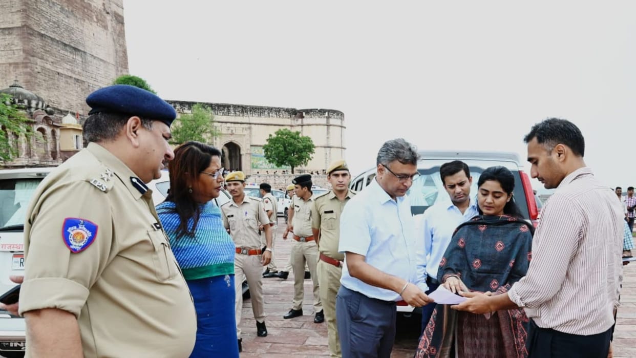 Secretary in charge of Independence Day celebrations inspected