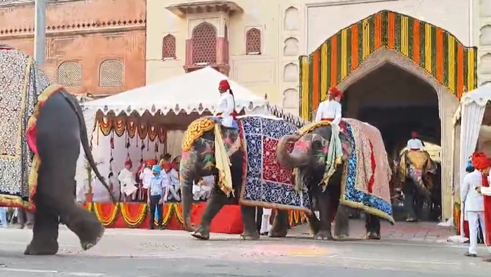Teej Mata royal procession in Jaipur for the first time a grand Mahaarati was held at Choti Chaupad