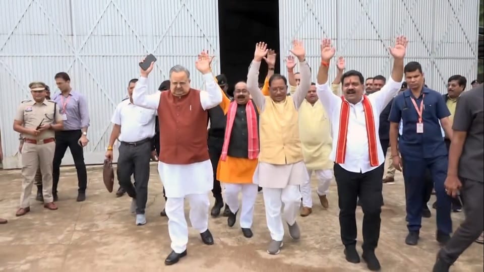 बाबा भोरमदेव के दर पर सरकार