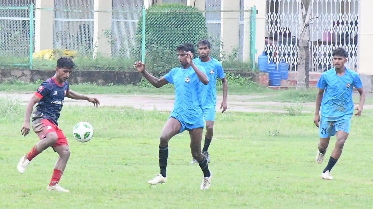 Sports News 16 matches in seven days fifth consecutive draw was played in Football