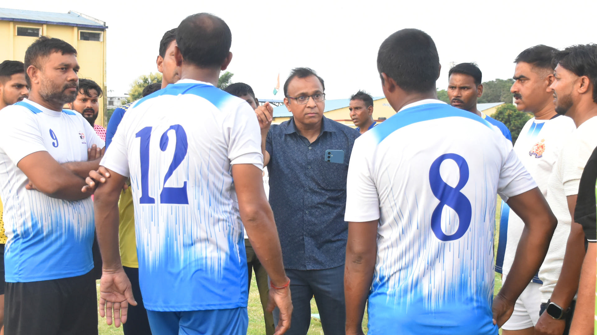 In Gorakhpur,Players chased the referee after a wrong decision in a football match