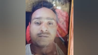 Ghazipur triple murder case Nine bows were made on father, seven on sister and three on mother By Son