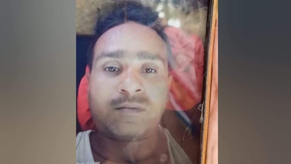 Ghazipur Triple Murder Kusum living in maternal home for 7 years After getting separated from second husband