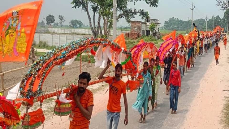 251 feet long Kanwar Yatra became center of attraction