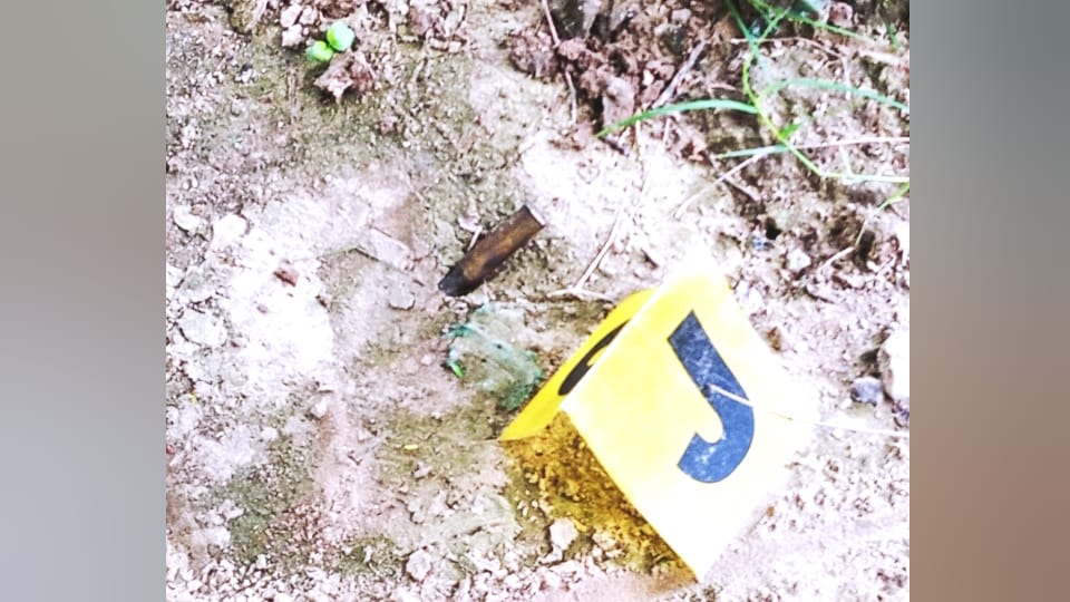 man was shot dead in Meerut Anuj used to sell clothes by roaming around connection with love marriage