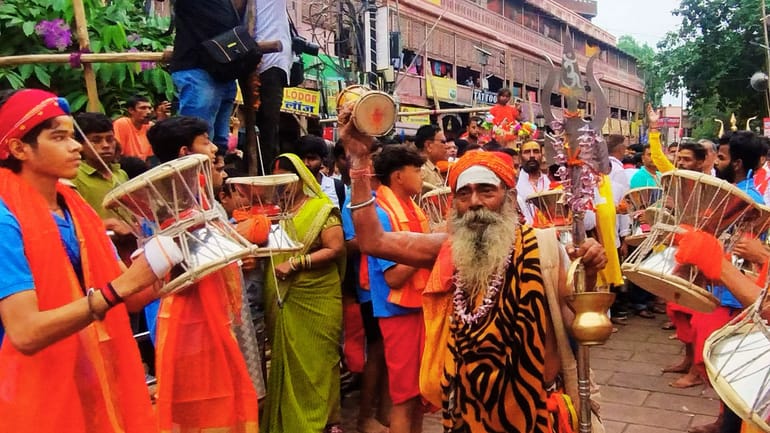 Sawan Somvar 2025 Bam-Bam resounded Baba vishwanath will be anointed with the water of Rameswaram