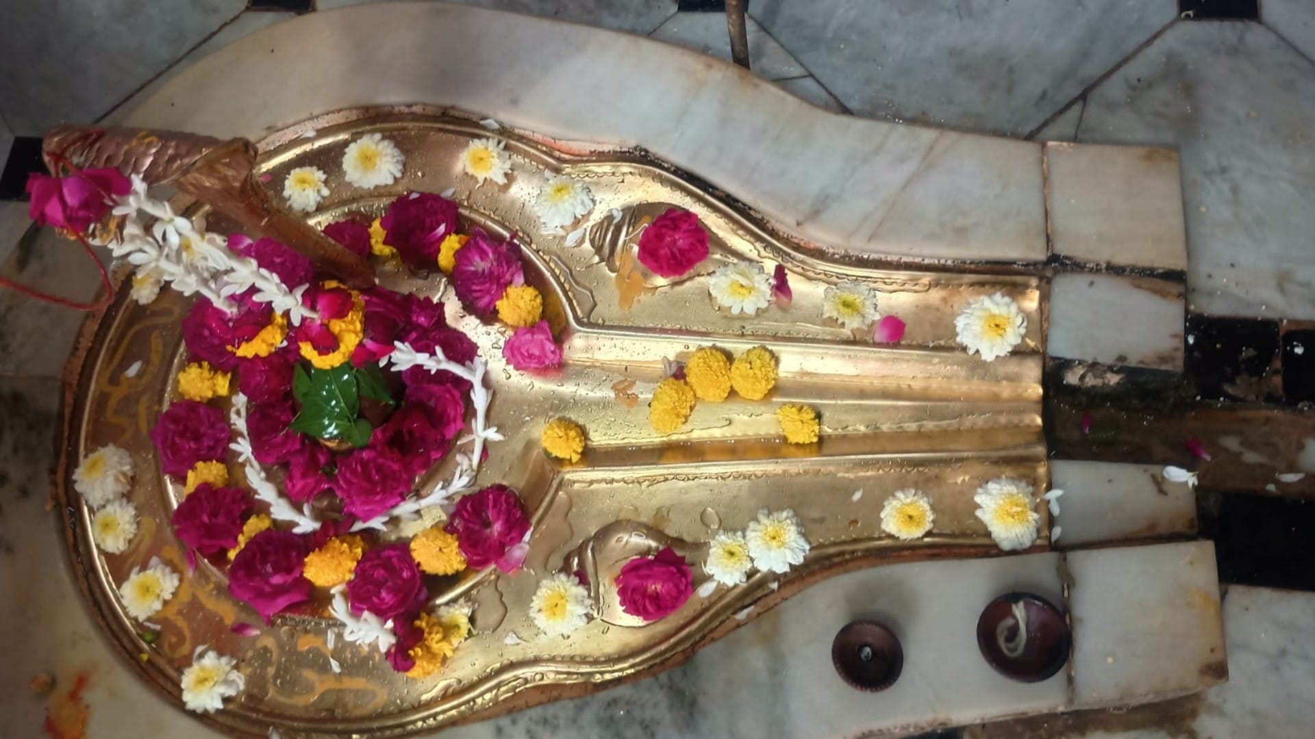 Sawan Somwar: Kanakeshwar and Chandreshwar Mahadev Temples in Juni Indore News in Hindi
