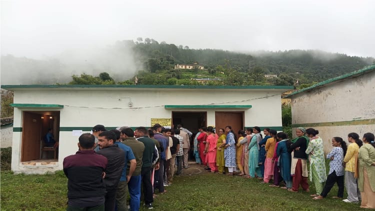 Uttarakhand Panchayat Election Live: मतदान खत्म, 58.12% हुई वोटिंग, 31 को होगा प्रत्याशियों के भाग्य का फैसला