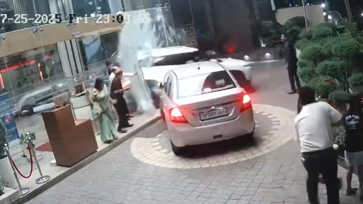 car went out of control and entered the Ramada Hotel in Bareilly