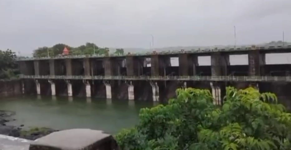 Bhopal: For the first time in the season, 3 gates of Kaliyasot Dam opened before Bhadbhada Dam, 64.5 cumec met