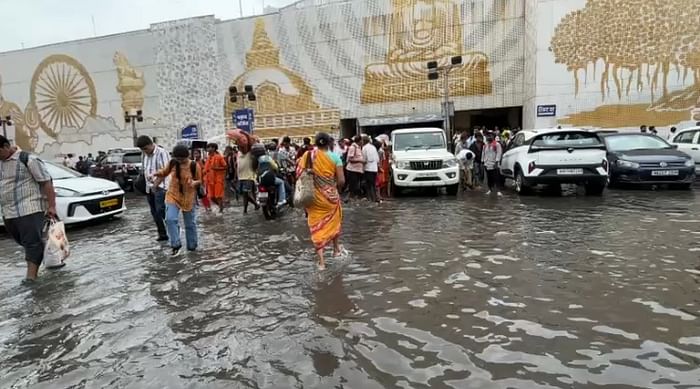 Bihar Weather: Rain alert in entire Bihar today, many areas of Patna flooded, people worried