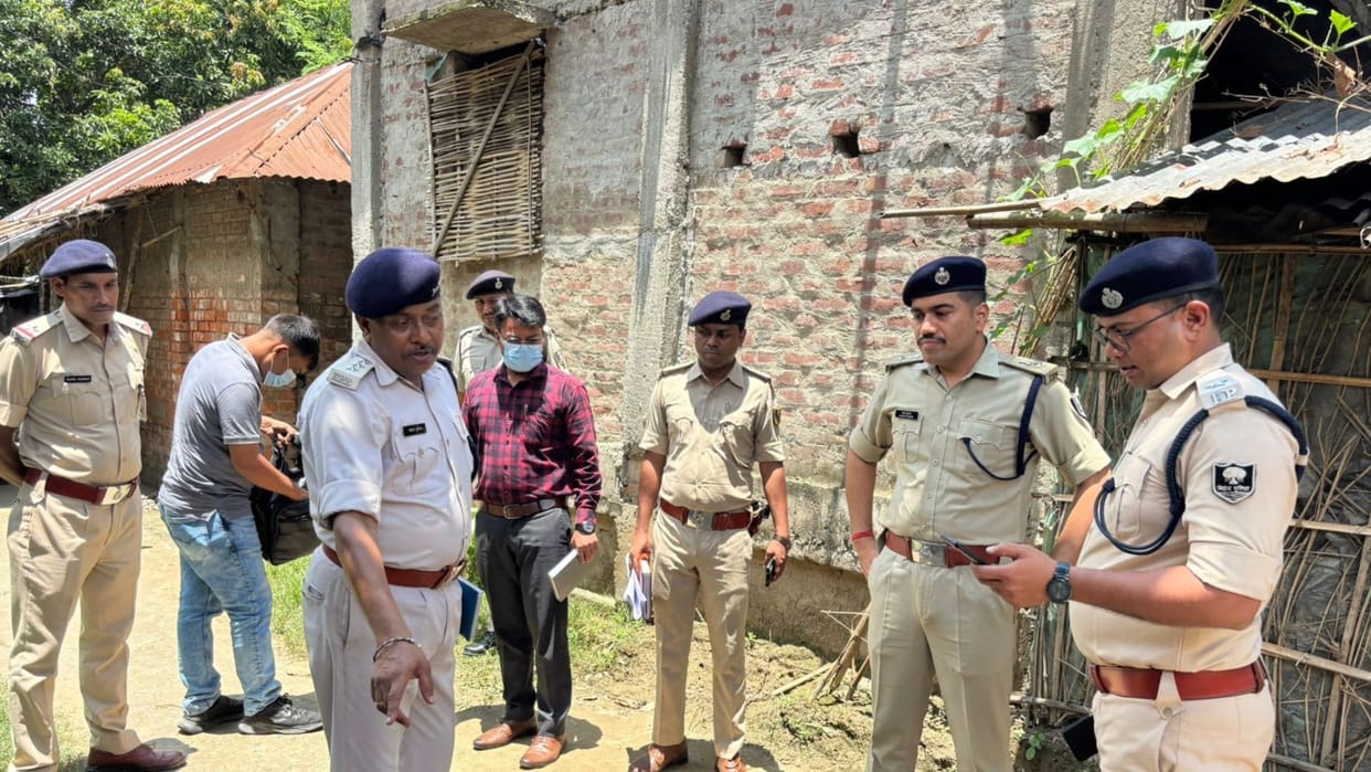 a mob beat a young man to death, accused of contract killing in a land dispute In Kishanganj Bihar