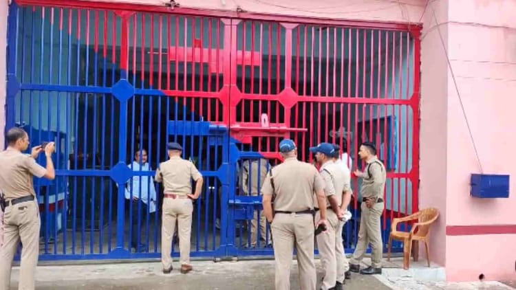 Haridwar: पूर्व भाजपा महिला नेता और प्रेमी को तीन दिन की रिमांड पर लिया गया, नाबालिग बेटी के यौन शोषण का मामला