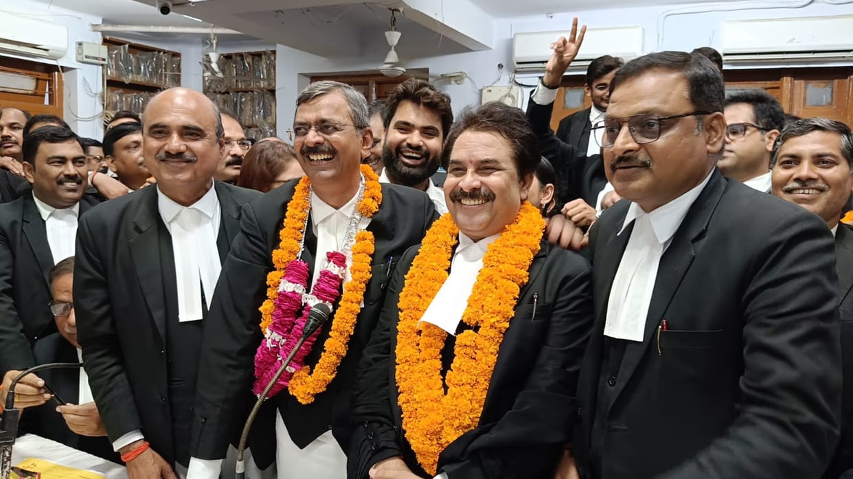 Allahabad High court bar assosiation election rakesh psnde babua president and akhilesh general secretory elec