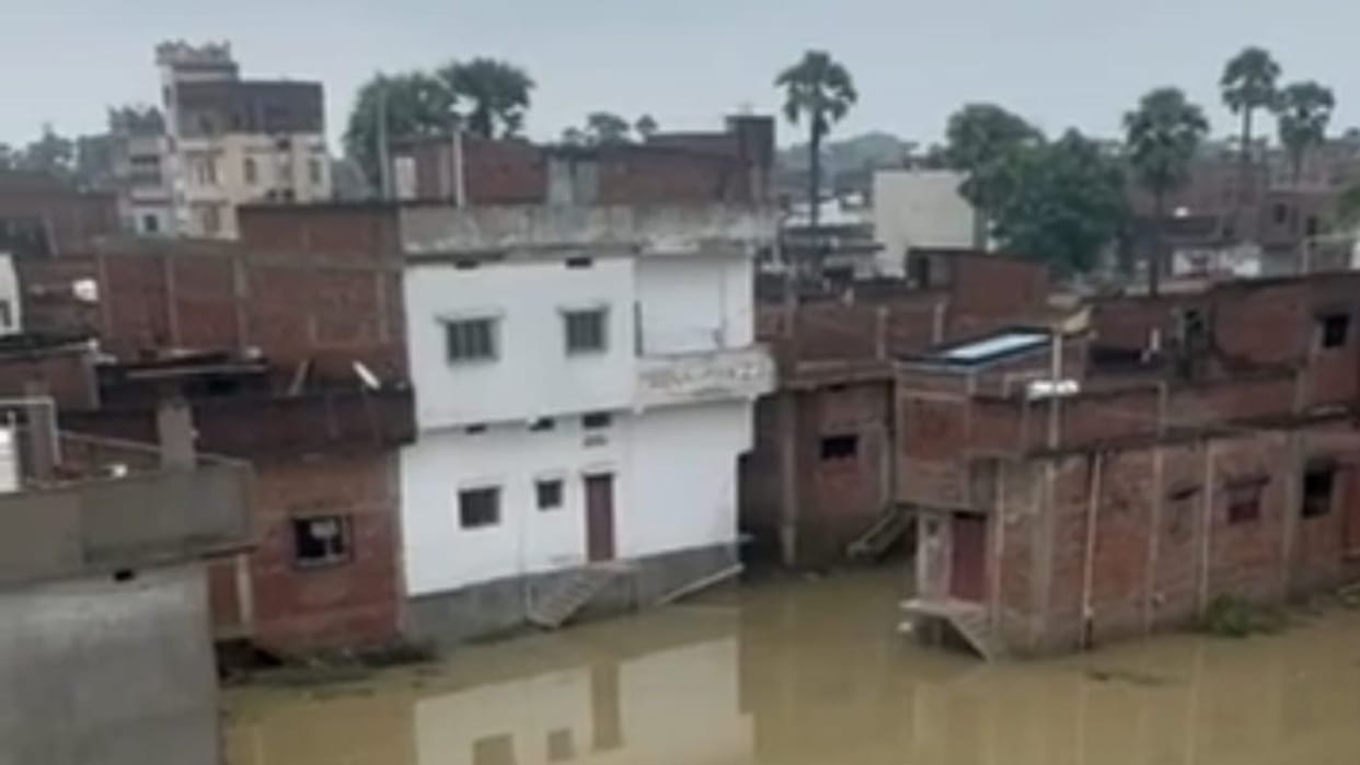 Disaster rain in Nawada: Flood like situation in Afzal Nagar and Kamalpur