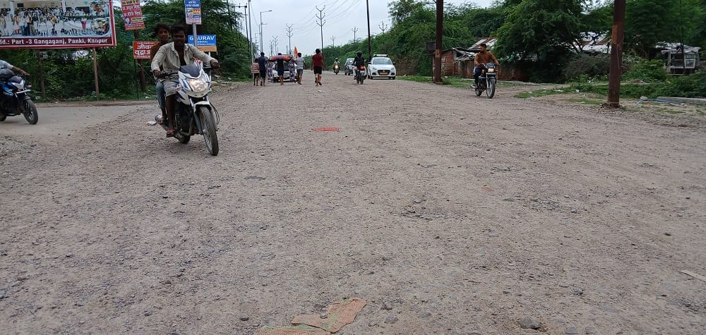 Kanpur Roads declared pothole free on paper 30 crore rupees spent on repairs government orders investigation