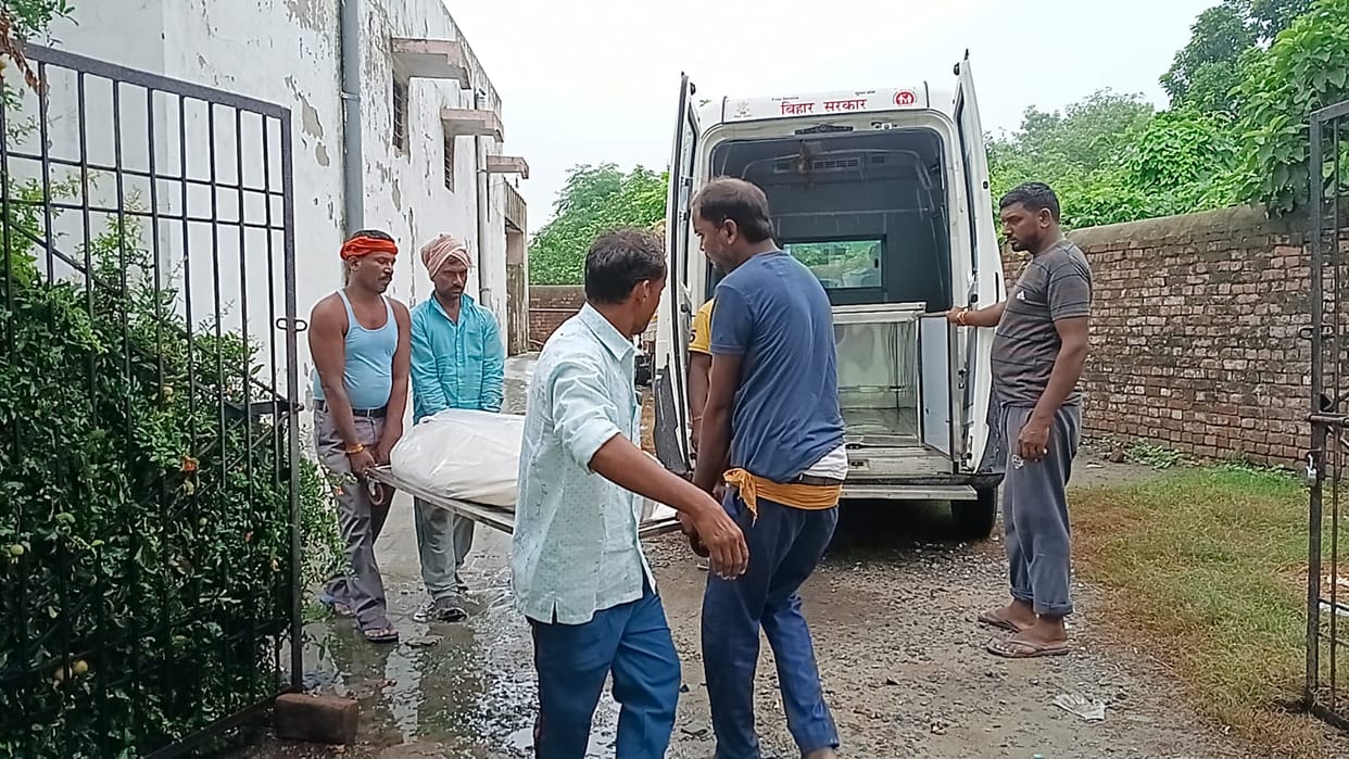 Bihar: Tractor driver injured during duty dies, family in shock